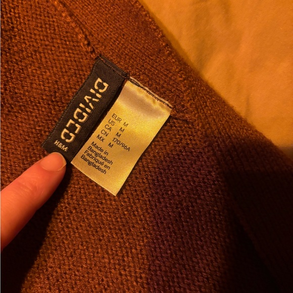 Divided Rust Open-Front Cardigan - Picture 3 of 3